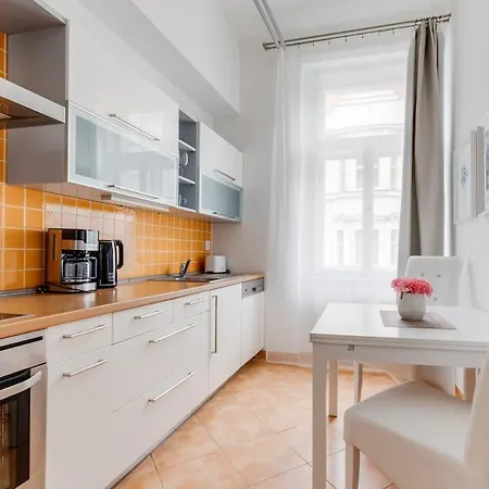 Old Town Royal Two Bedroom * Praha