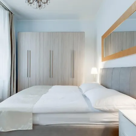 Old Town Royal Two Bedroom Διαμέρισμα Πράγα